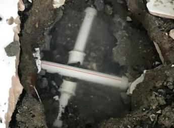 革吉阳台漏水维修公司为您分享楼上楼下漏水怎么处理